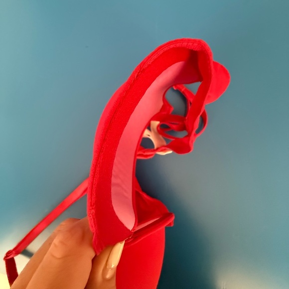 Pink Victoria Secret Wear Anywhere Bra. Pristine Condition. 32B - Picture 3 of 5